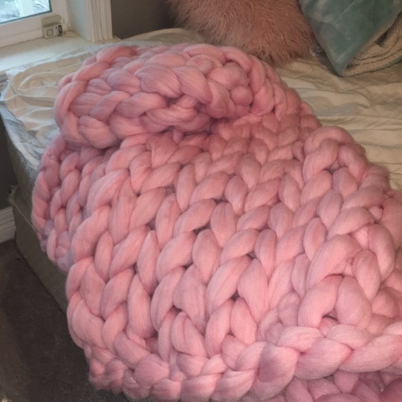 Knit blanket new - Picture 2 of 2